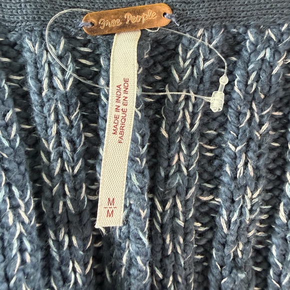 FREE PEOPLE Blossom Knit Cardigan Color 040 Blue/White Size M Sold Out Item - Picture 6 of 10